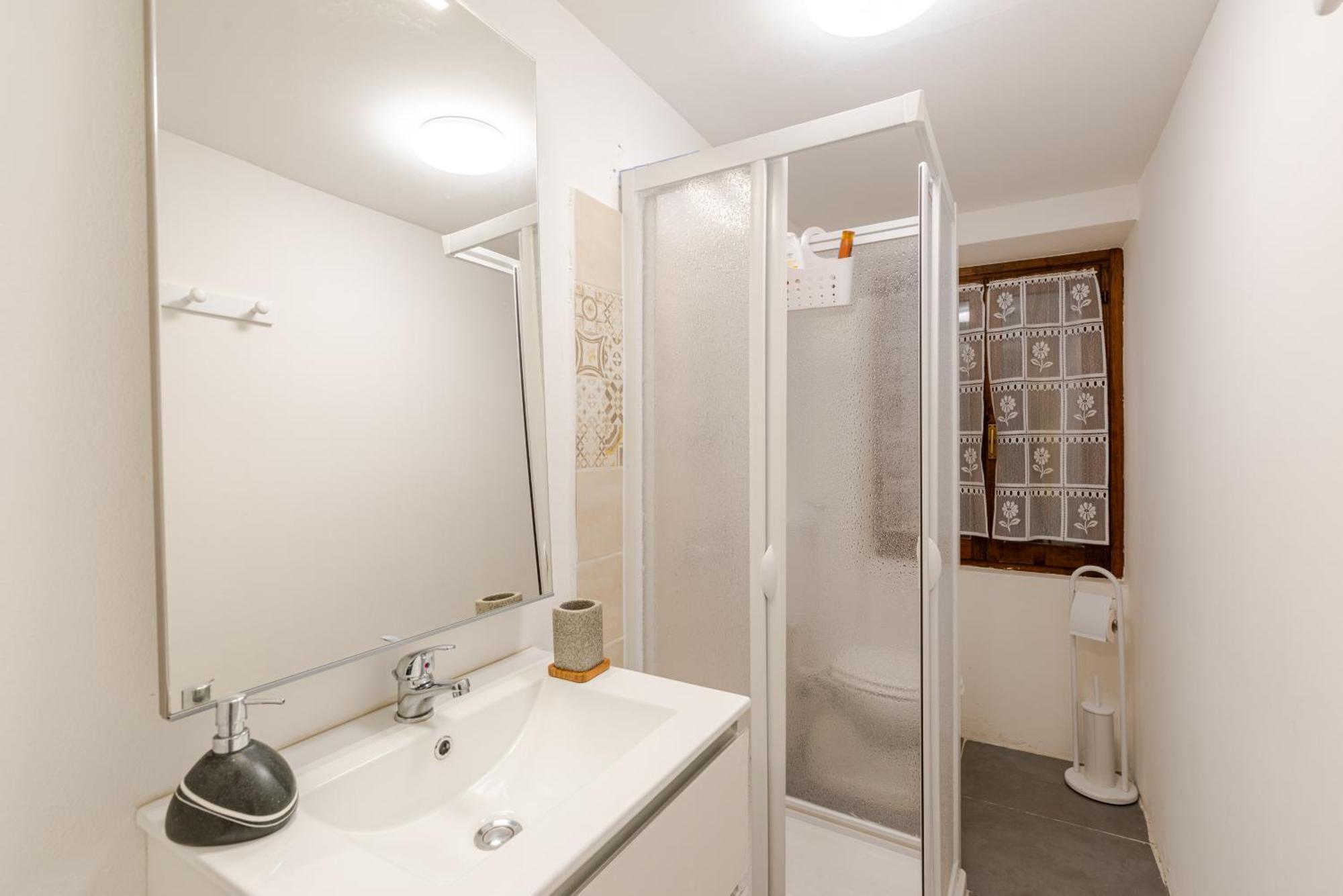 Zen Studio In The Center With Free Parking And 24Hours Automatic Check-In Casale Monferrato Esterno foto